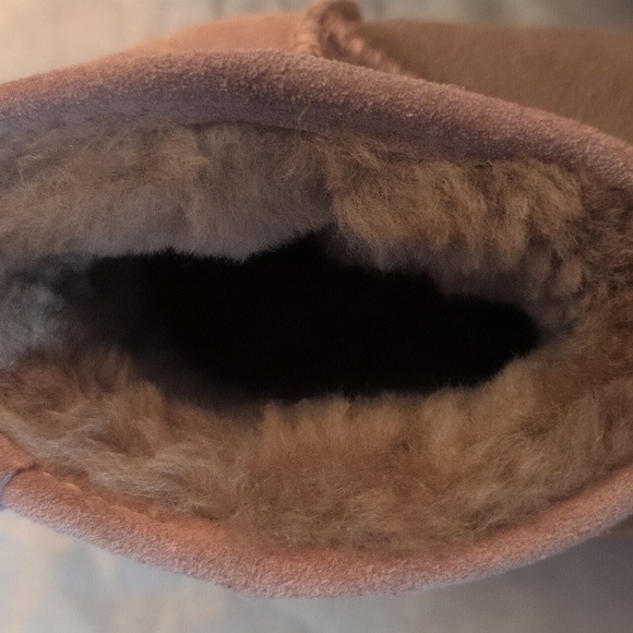 Womañs Bearpaw Demi Fashion Boot - Picture 10 of 10